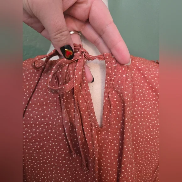 Size Large Lauren Conrad Burnt Umber Lace And Ruffle Trimmed 3/4 Sleeve Blouse - Picture 7 of 9